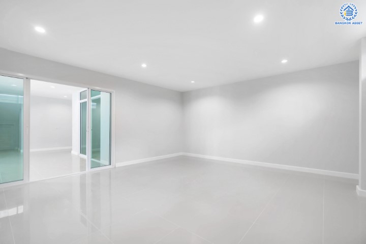 *****บ้านเดี่ยวมือสองย่านนนทบุรี ม.บุษราคัม กรีนวิลล์ ปิ่นเกล้า-วงแหวน #หลังมุม เนื้อที่กว้างขวางถึง 71 ตร.ว. ฟังก์ชัน 3 ห้องนอน 2 ห้องน้ำ 2 ที่จอดรถ บ้านตกแต่งใหม่ พร้อมเข้าอยู่ น่าอยู่อาศัย บนทำเลเดินทางสะดวก ใกล้เซ็นทรัลเวสต์เกต, ทางด่วน "กาญจนาภิเษก" และรถไฟฟ้าสายสีม่วง "สถานีตลาดบางใหญ่"